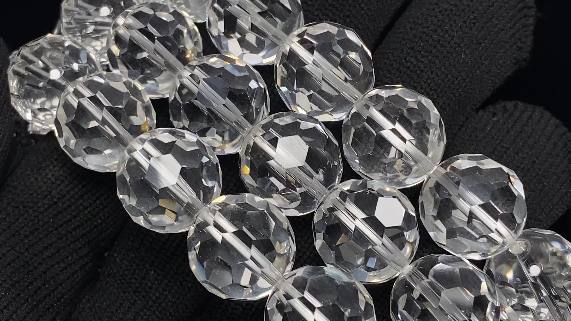 クリスタル 32面ラウンドカット14mm ブレスレット｜天然石ビーズの卸