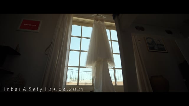 Documentary wedding photography thumbnail