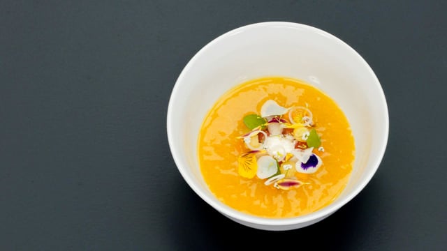 Gazpacho moreliano + foie