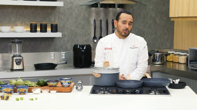 Sazona el corazón de la familia con un robalo en mole verde