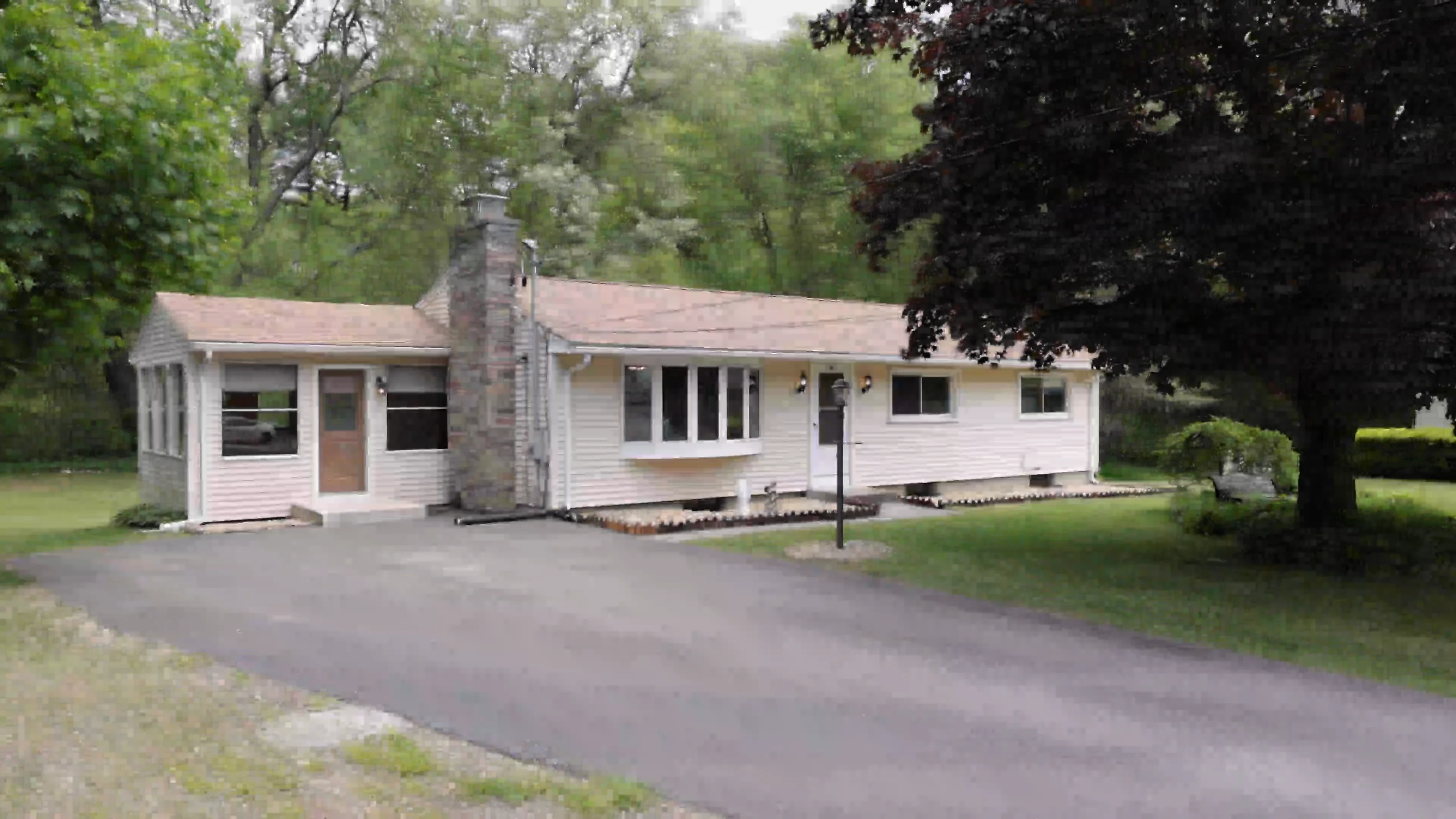 38 Pinebrook Lane, Holden, MA on Vimeo