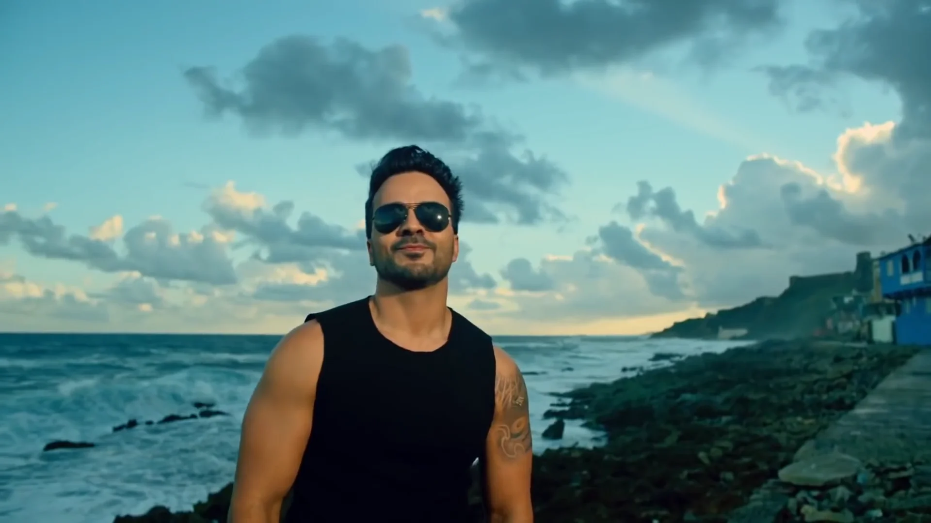 how much money did luis fonsi make from despacito - Ilustrasi 3
