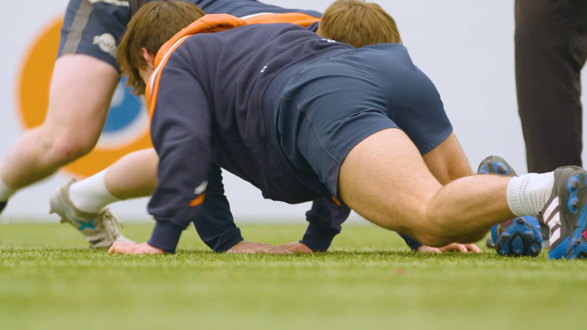 World_Rugby_Tackle_Ready_Preparation_For_Contact_01_Shoulder Battle