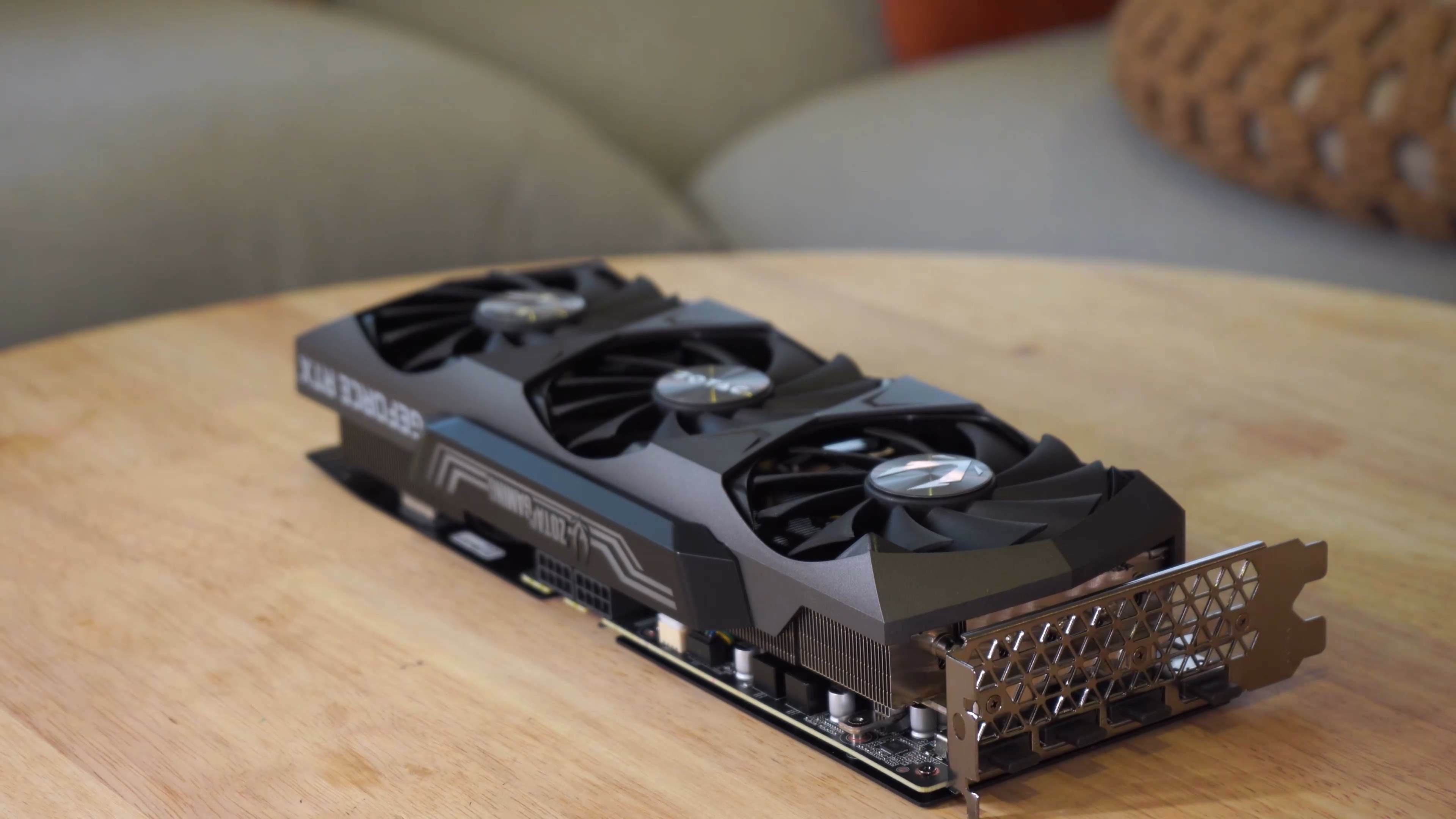 ZOTAC GAMING RTX 3070 Ti Trinity Quick Unboxing