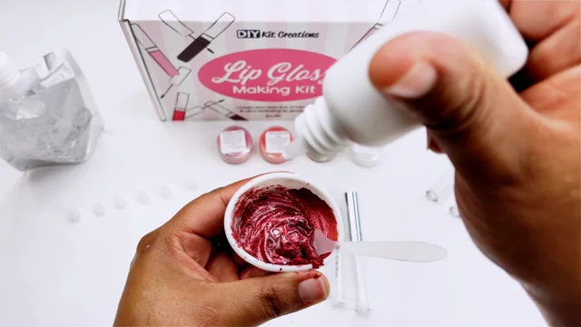 BRIPATI DIY Lip Gloss Making Kit - Lip Gloss Supplies to Make Your Own Lip  Gloss, Lip Gloss Making Supplies Set DIY Lip Gloss Kit for Girls, Beginner