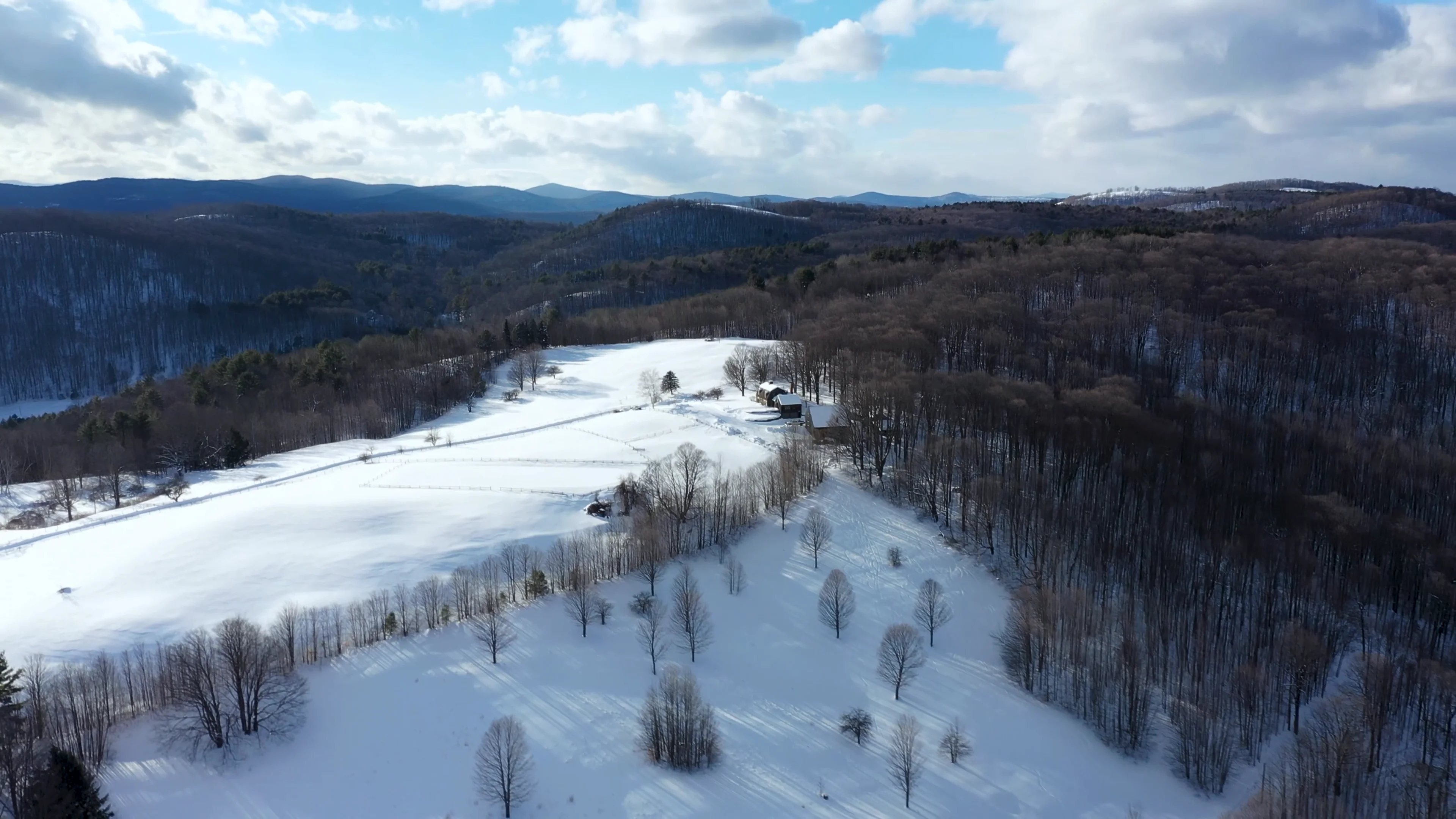 Tom White Hill Rd, South Pomfret (Real Estate) on Vimeo
