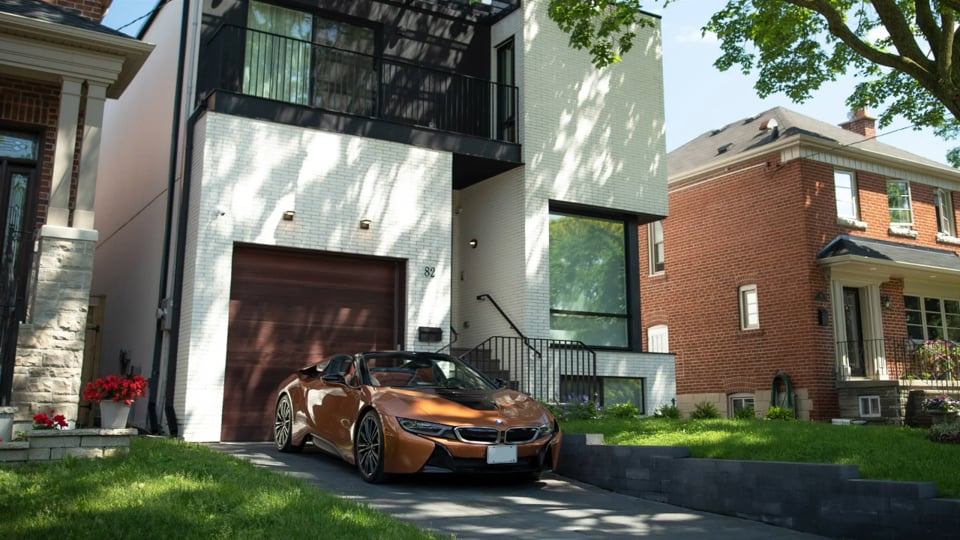 BMW - Stage your Driveway