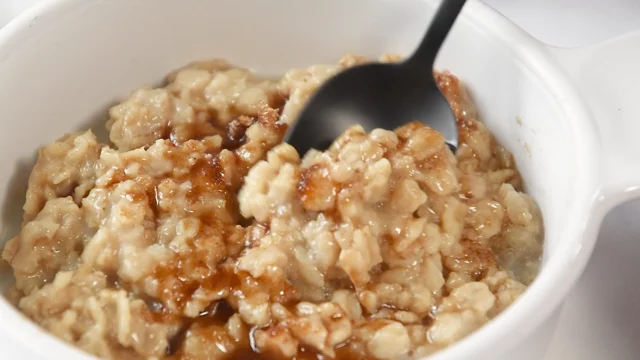 Instant Pot Maple Brown Sugar Oatmeal - Project Meal Plan