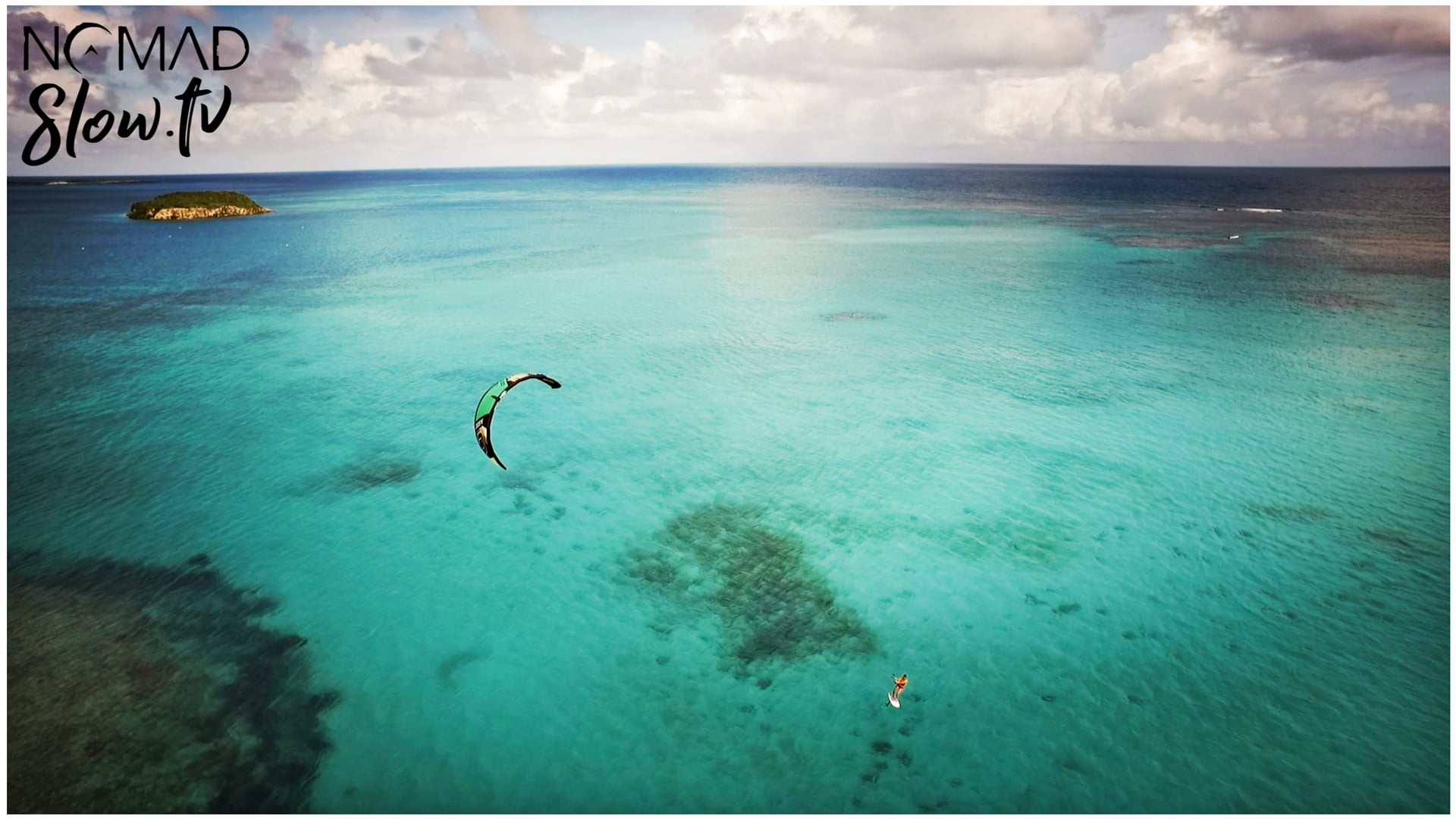 Kitesurf drone by Antoine Leger  Organ Mood - Corridor Appalachien & Entremise