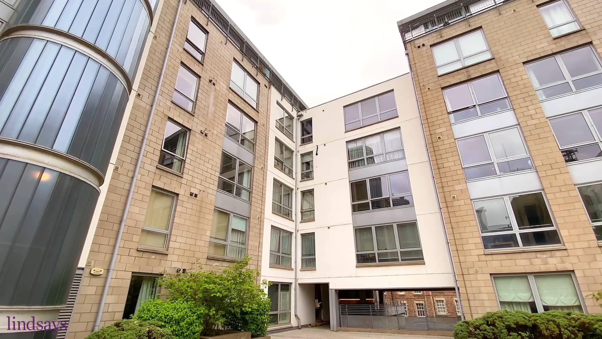 SCENEINVIDEO Virtual Viewing 41 Flat 12 Gardner's Crescent, Edinburgh