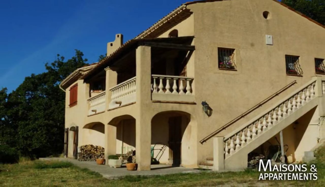 BARGEMON MAISON A VENDRE 385 000 € 100 m² 7 pièce(s) on Vimeo