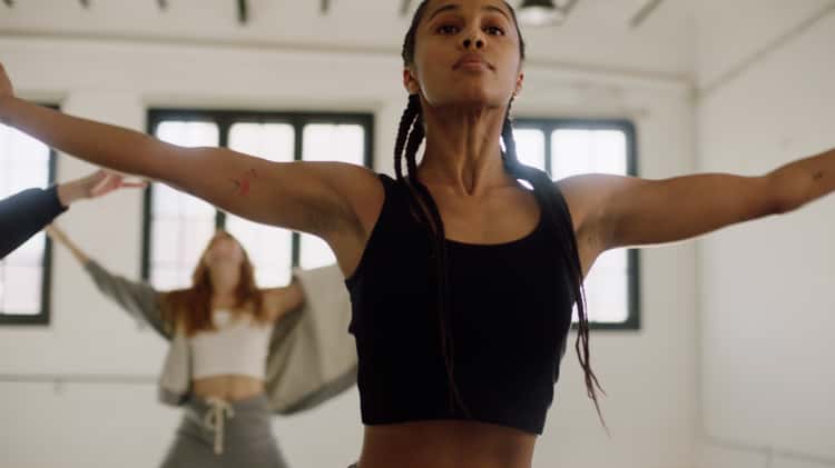 OYSHO Yoga & Dance on Vimeo
