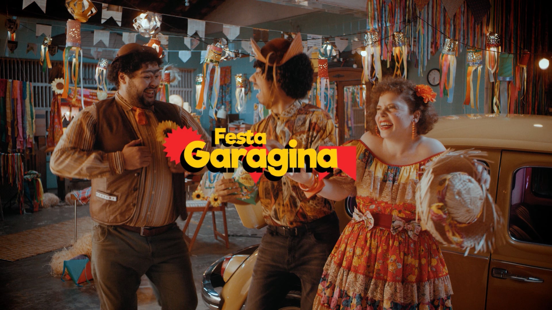 Cheetos "festa garagina"