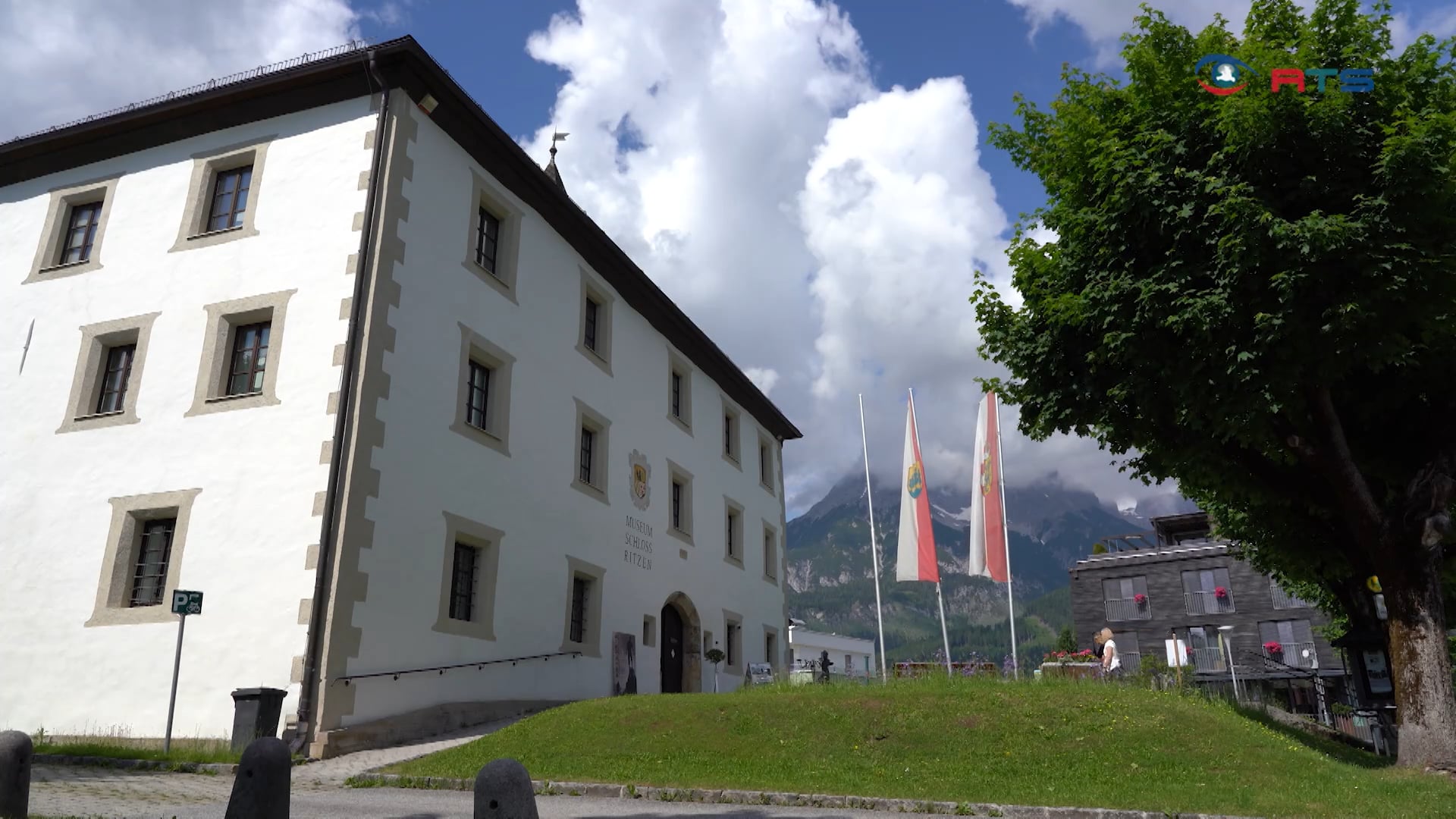 erlebnisrundgang-beim-museum-schloss-ritzen-in-saalfelden-laesst-alte-legenden-und-geschichten-hochleben