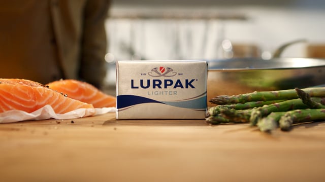 Lurpak Lighter | Salmon & Asparagus