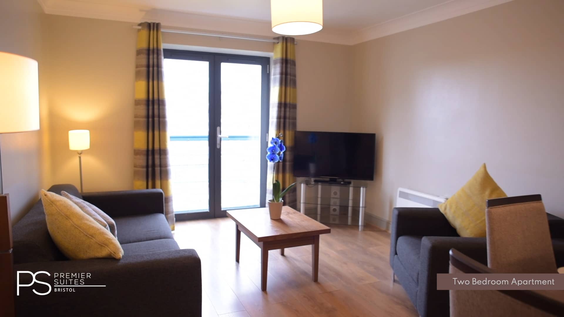 PREMIER SUITES Bristol Redcliffe Two Bedroom Apartment on Vimeo