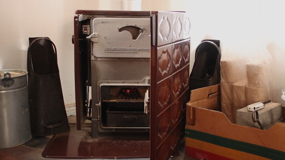 Ofenheizung: Portrait of a Stove