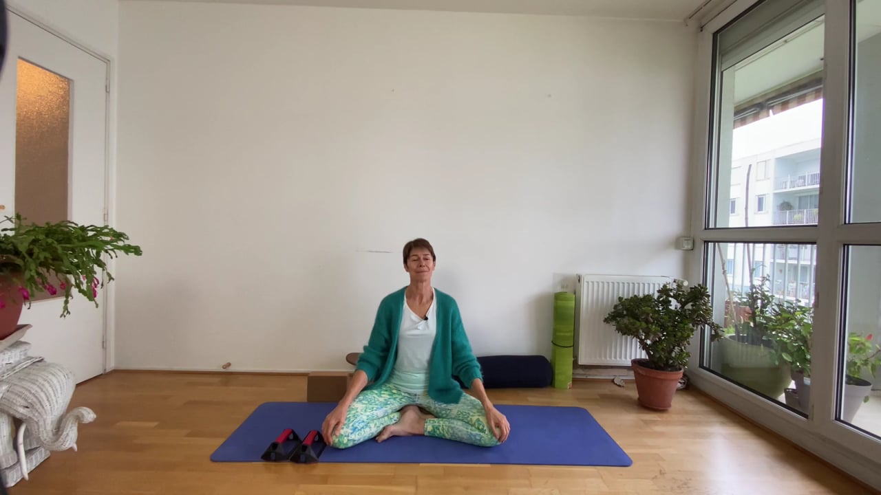 Jour 11. Cours de yoga - Éloge de la lenteur avec Sylvie Berardi (54 min)