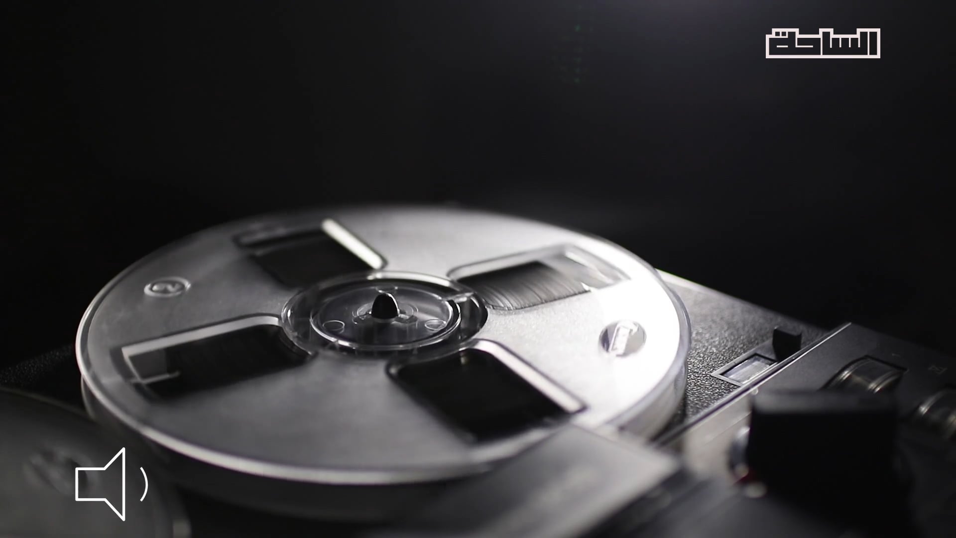 Mamoun Al Shinnawi | Nostalgic video mood-set