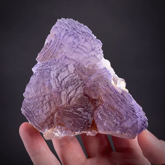 Large bi-colored Fluorite (fluorescent)