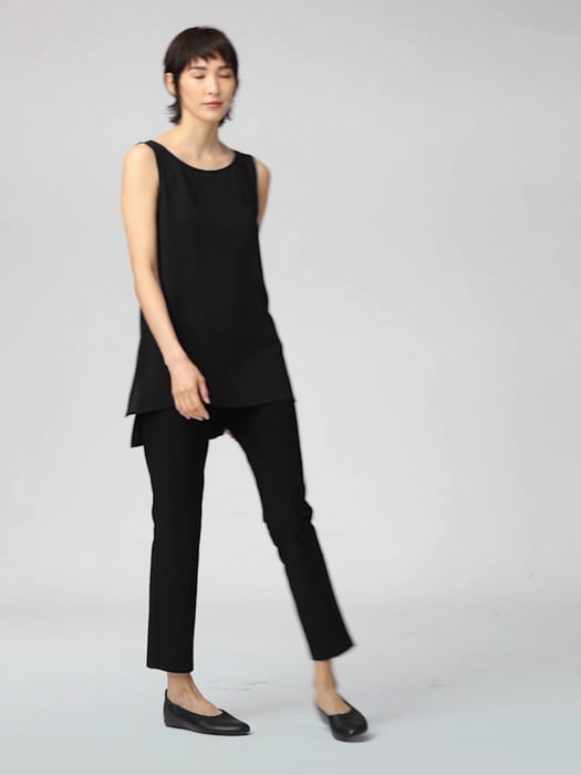 Silk Georgette Crepe Bateau Neck Tank | EILEEN FISHER