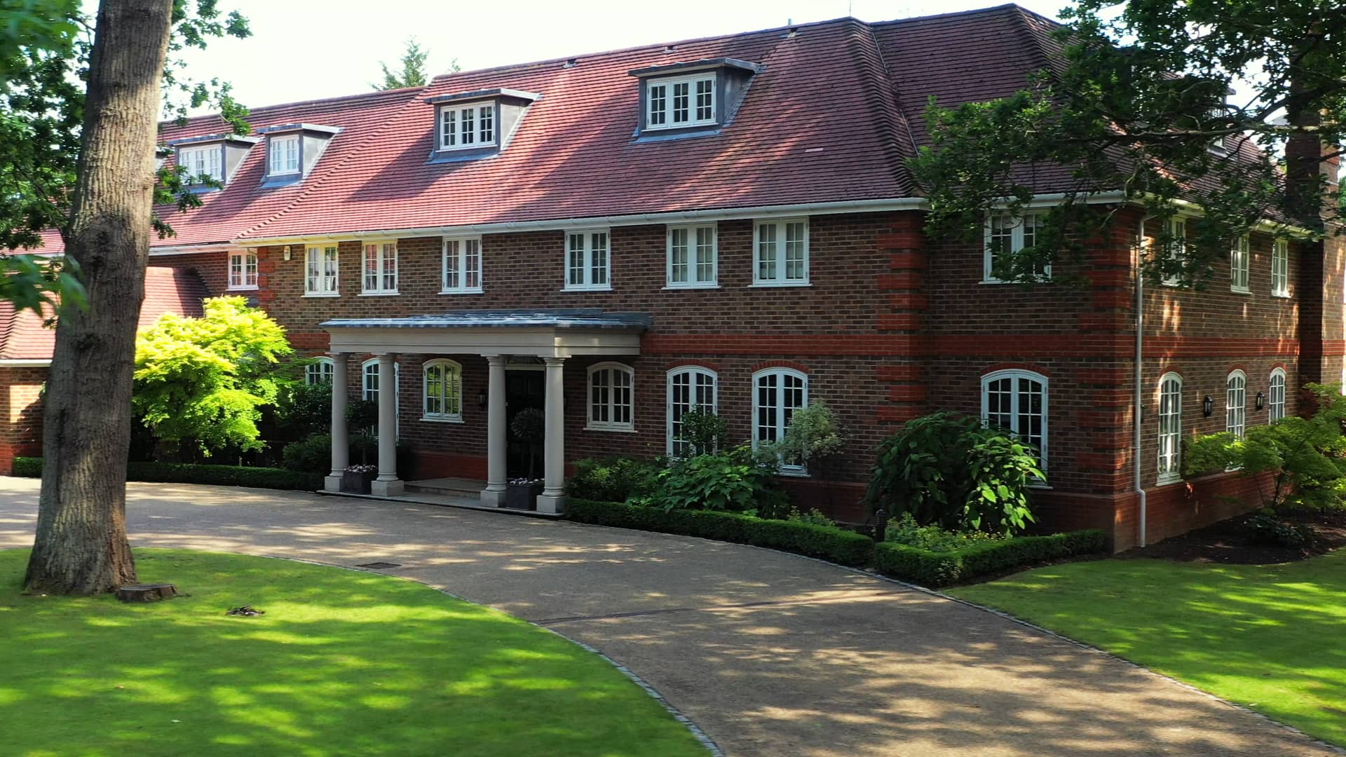 Barton Wyatt Highfield House on Vimeo