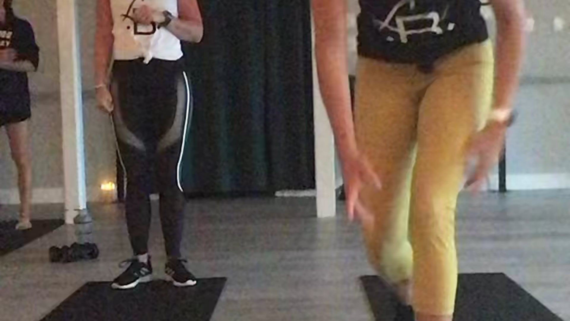 Boom with L & A (HIIT)