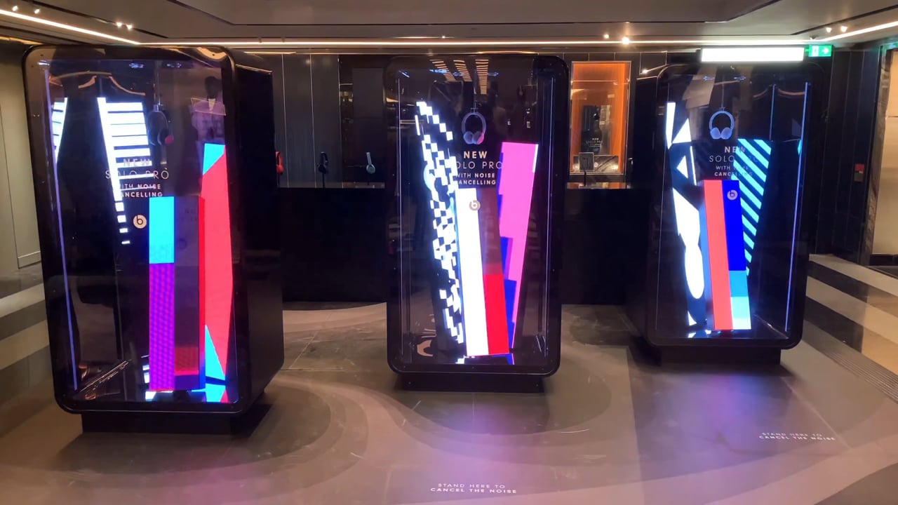 Interactive LED Tickers For Beats At Harrods