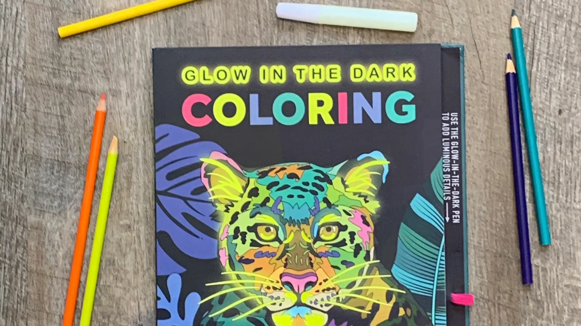 Kaleidoscope Neon Kit Glow in the Dark Colouring Kit