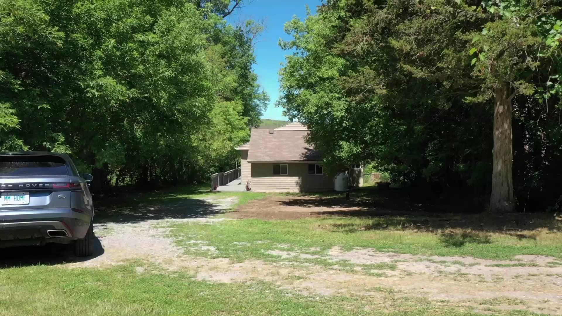 809a frankford stirling road, Frankford on Vimeo