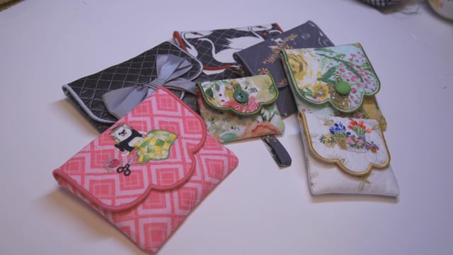 All Buttoned Up – Button Pouch Project