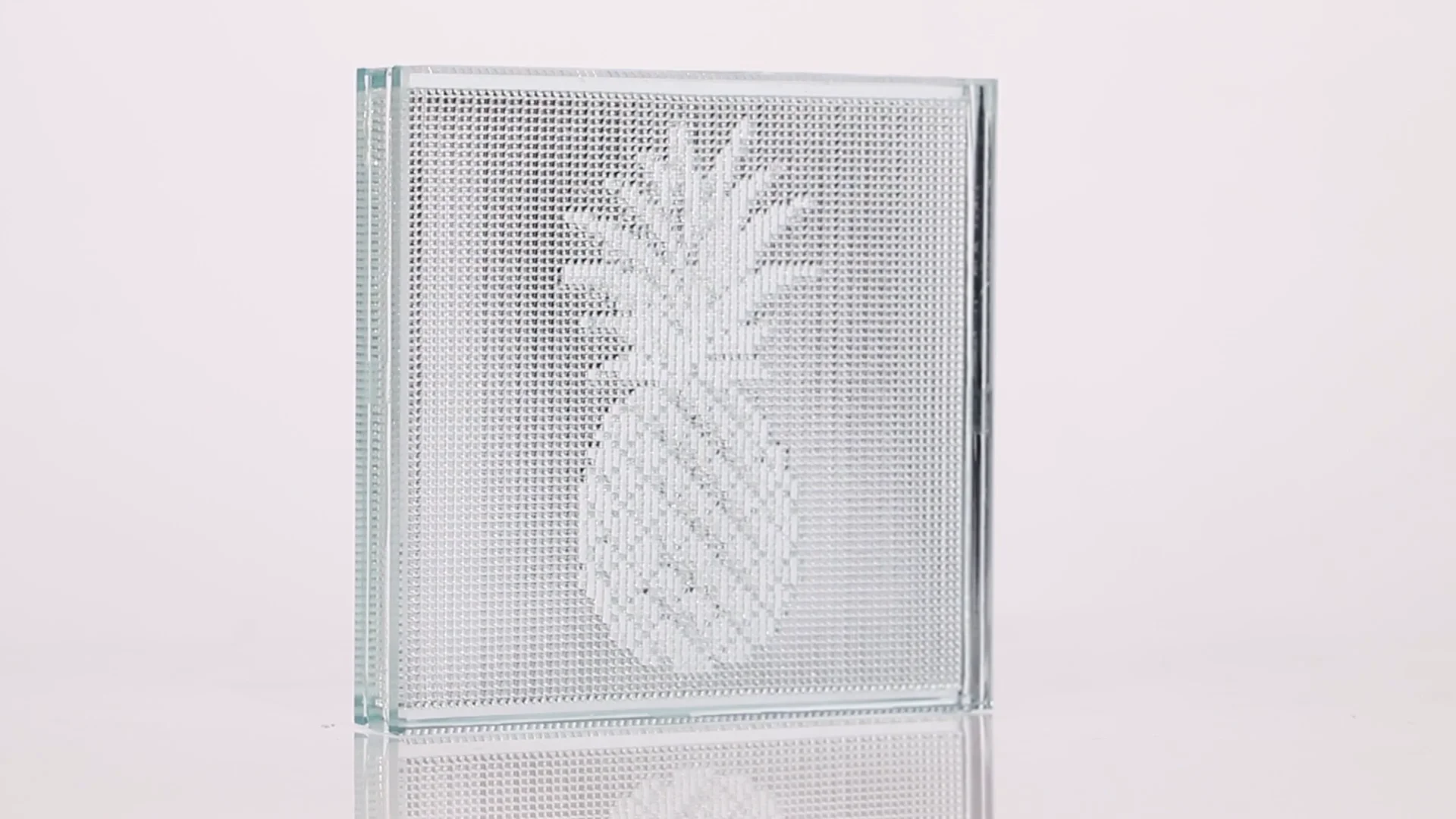 Sensitile Slant Image In Pineapple Clear Glass Clear Clear Glass On Vimeo