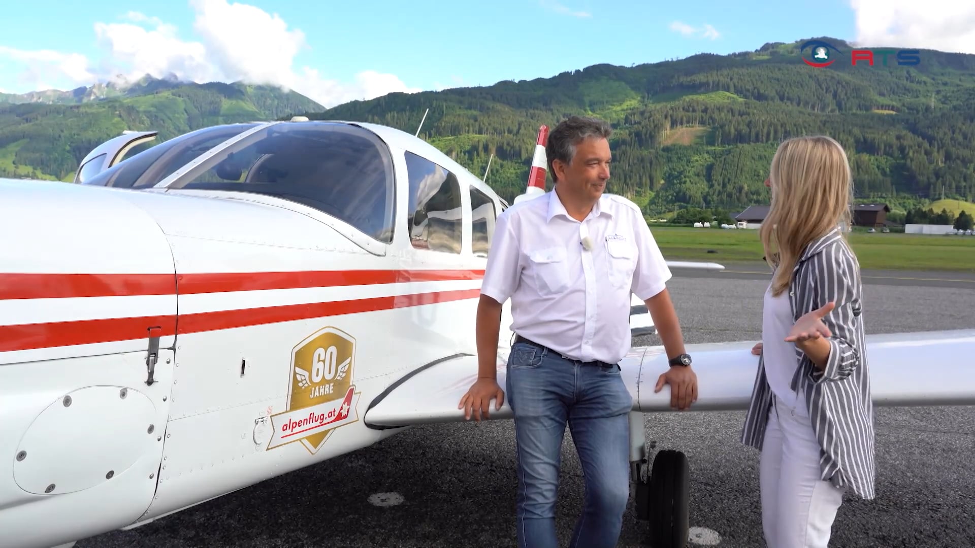 die-auszeit-in-der-luft-erlebnisse-am-alpenflug