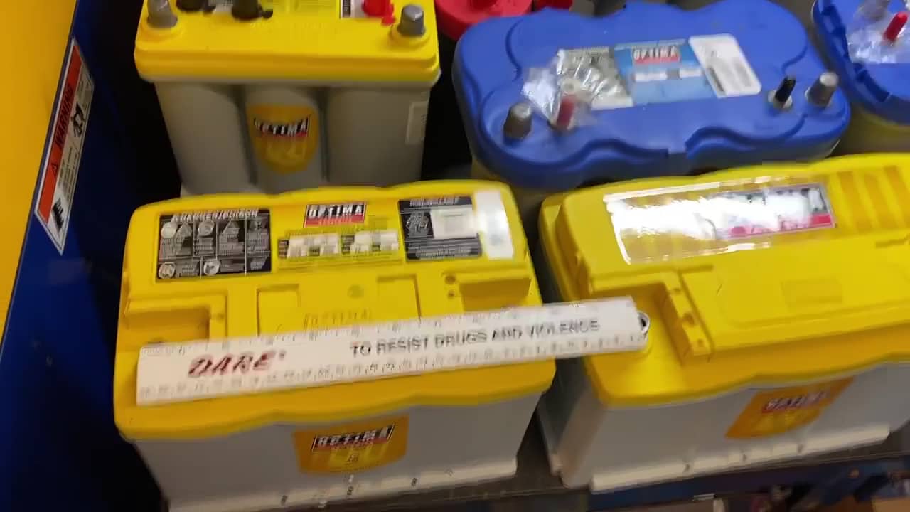 What is the difference between H6 and H7 batteries on Vimeo