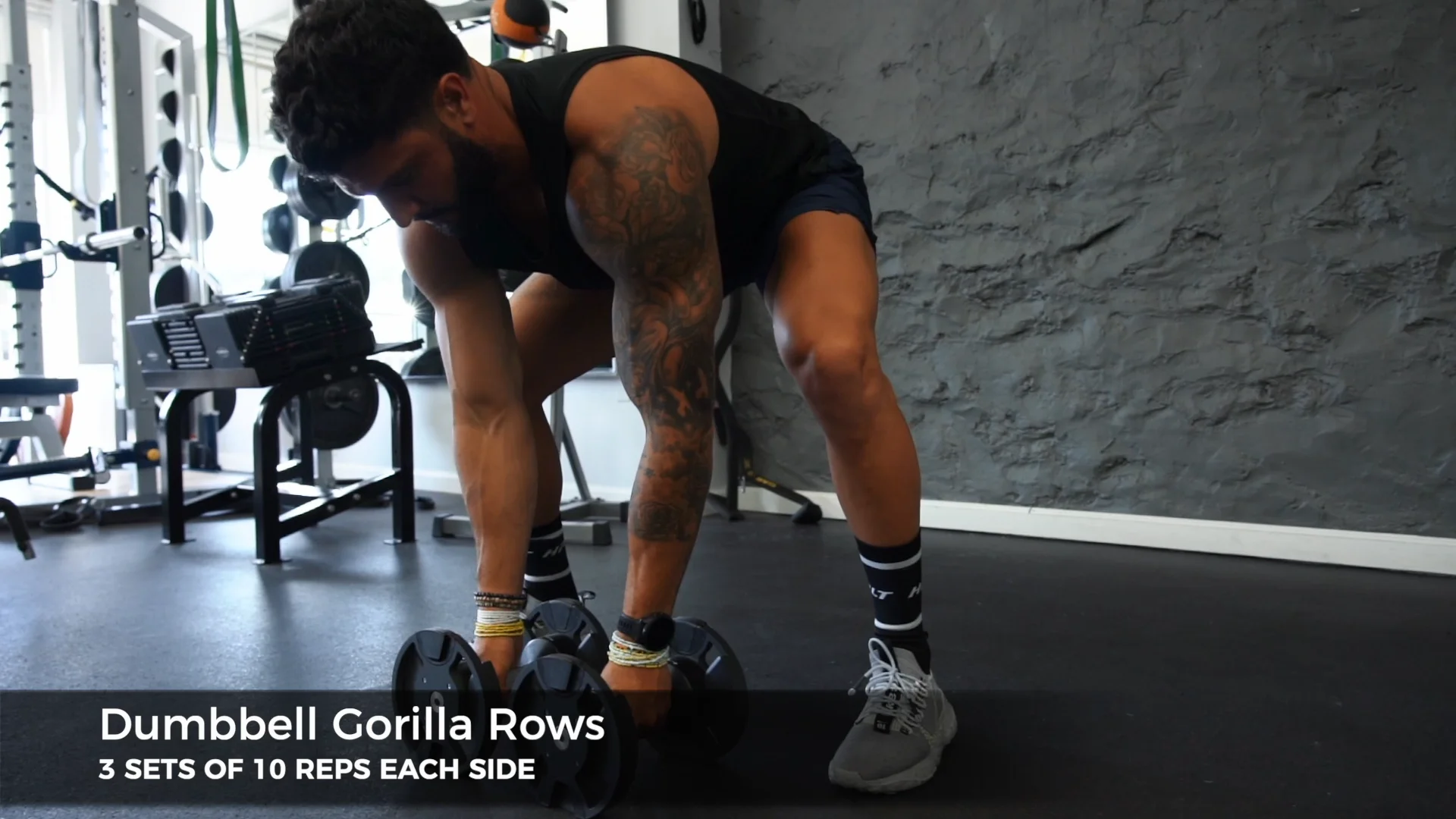 Dumbbell Gorilla Rows