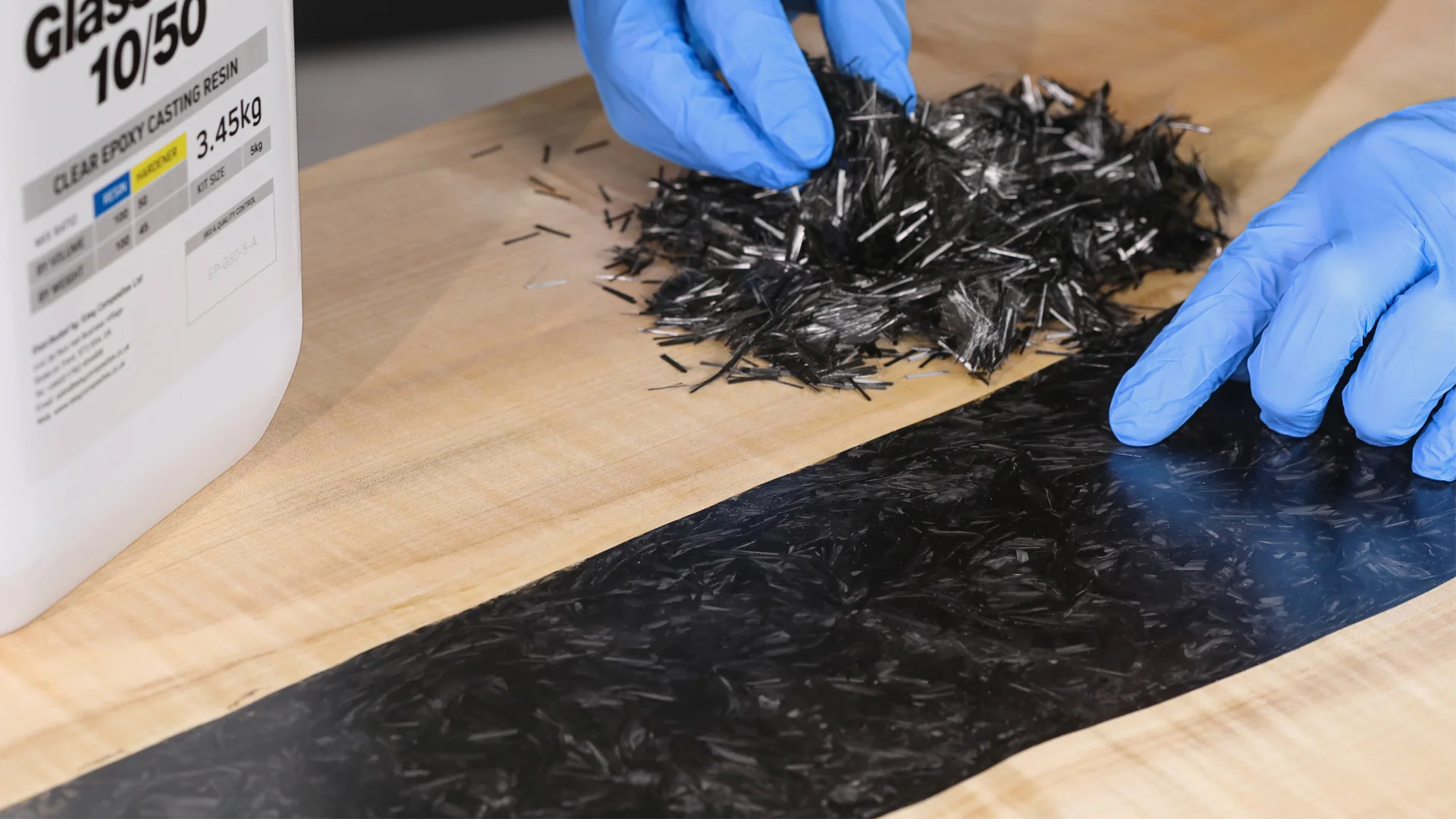 How to make a Carbon Fibre cover using resin infusion. EPOXY 