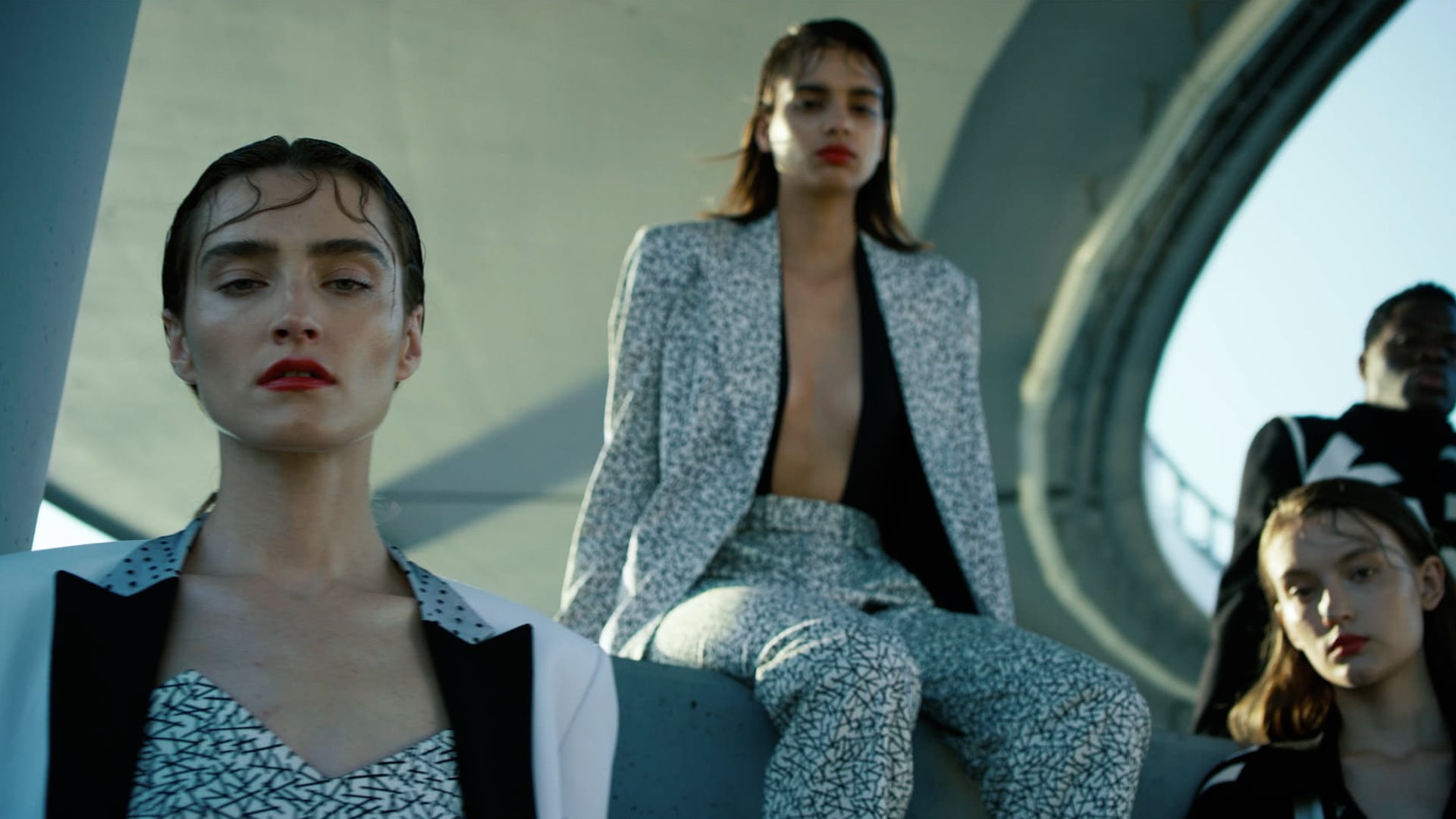 CANAL + "OUTSIDER LIBERATION" Fashion Show [teaser]