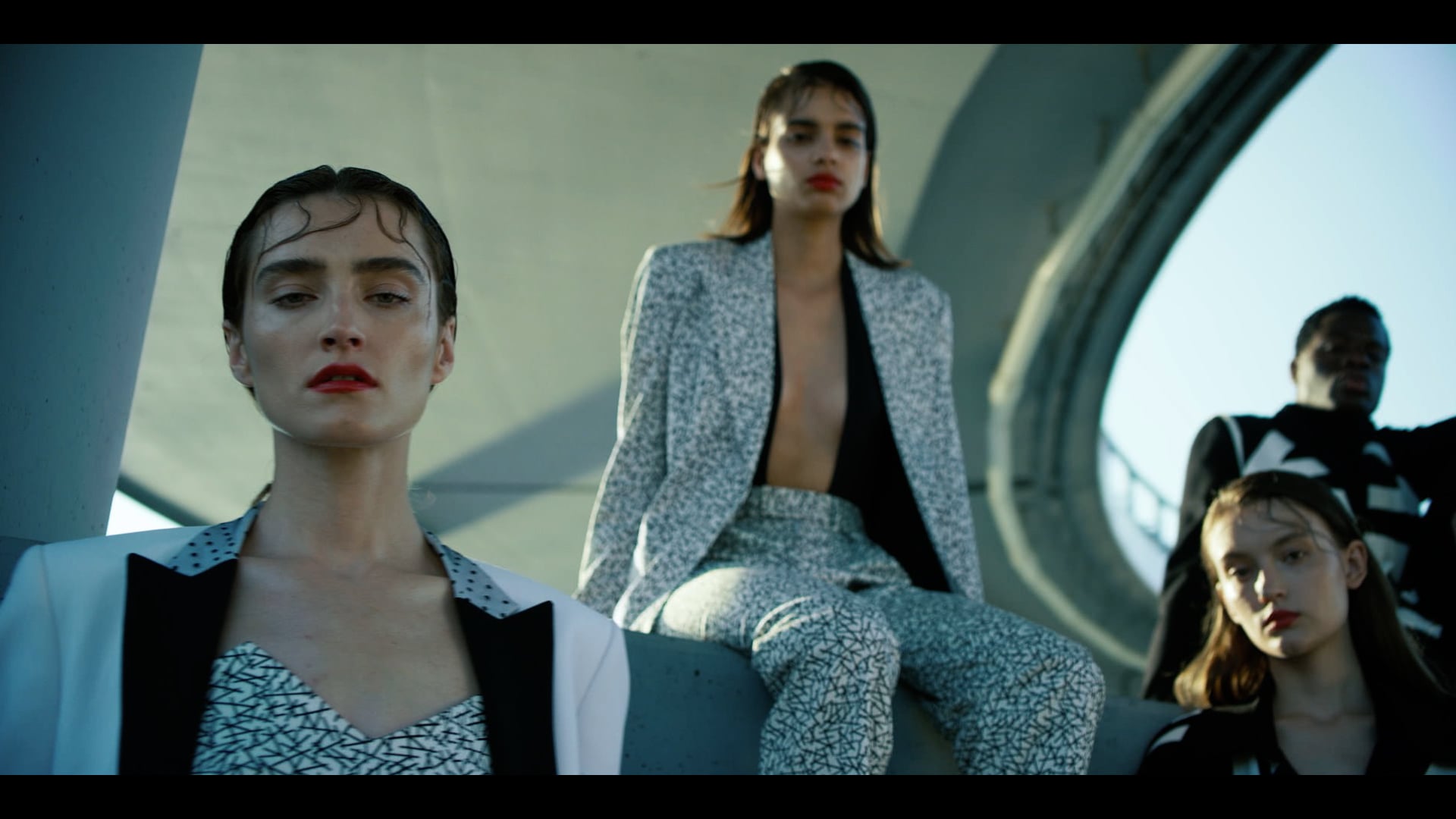 CANAL + "OUTSIDER LIBERATION" Fashion Show [teaser]