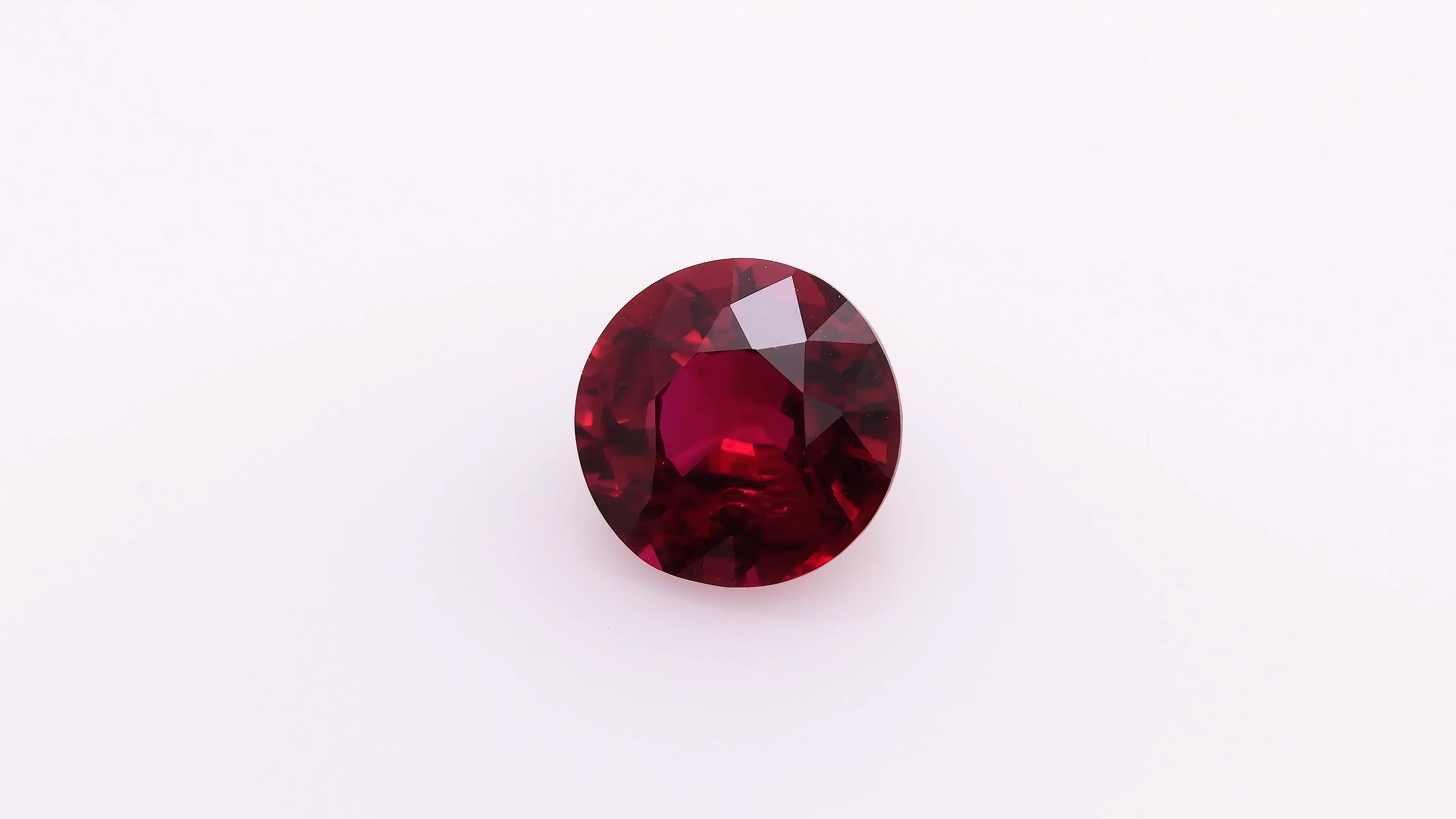 Madagascar Ruby Round 5 mm Approximately 3.28 hotsell Carat, 5 Pieces (GTG-R/G-06)