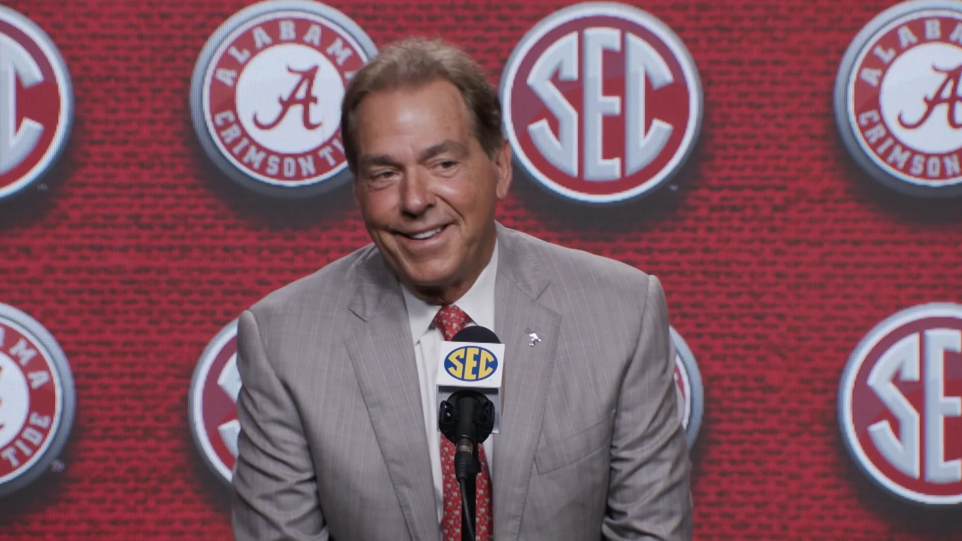 Alabama Crimson Tide coach Nick Saban talks NIL, vacationing, sustaining  success and a past SEC Media Days memory on Vimeo