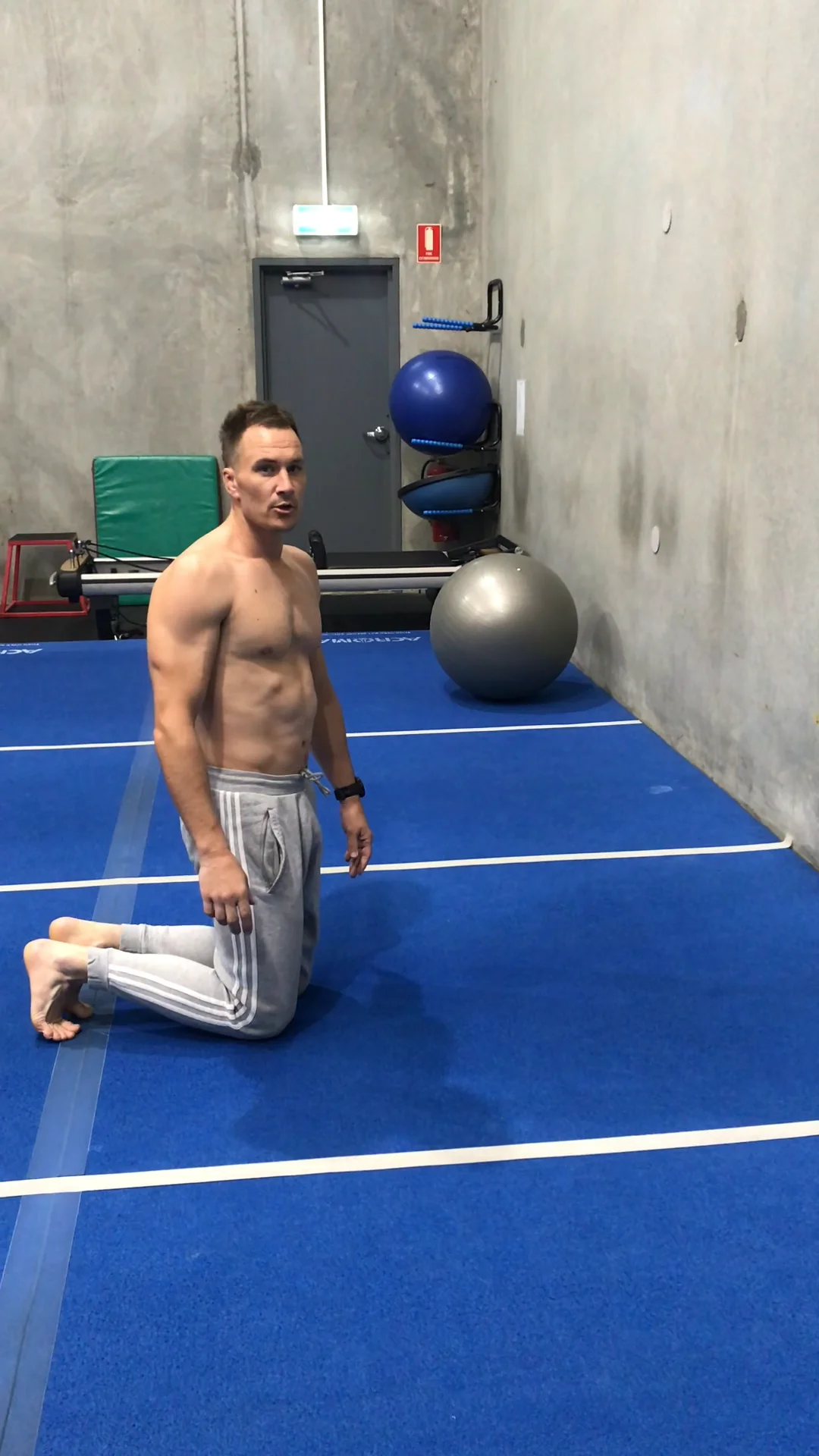 Kick to Handstand Tutorial on Vimeo