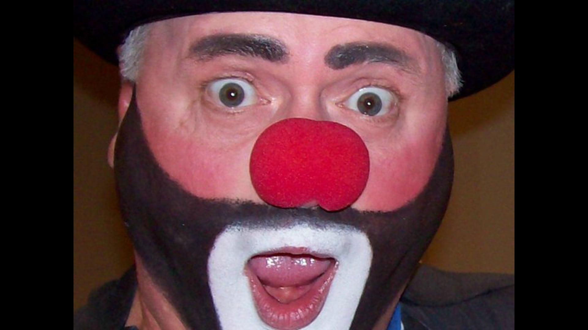 Promotional video thumbnail 2 for The Magic of Jeff the Juggler