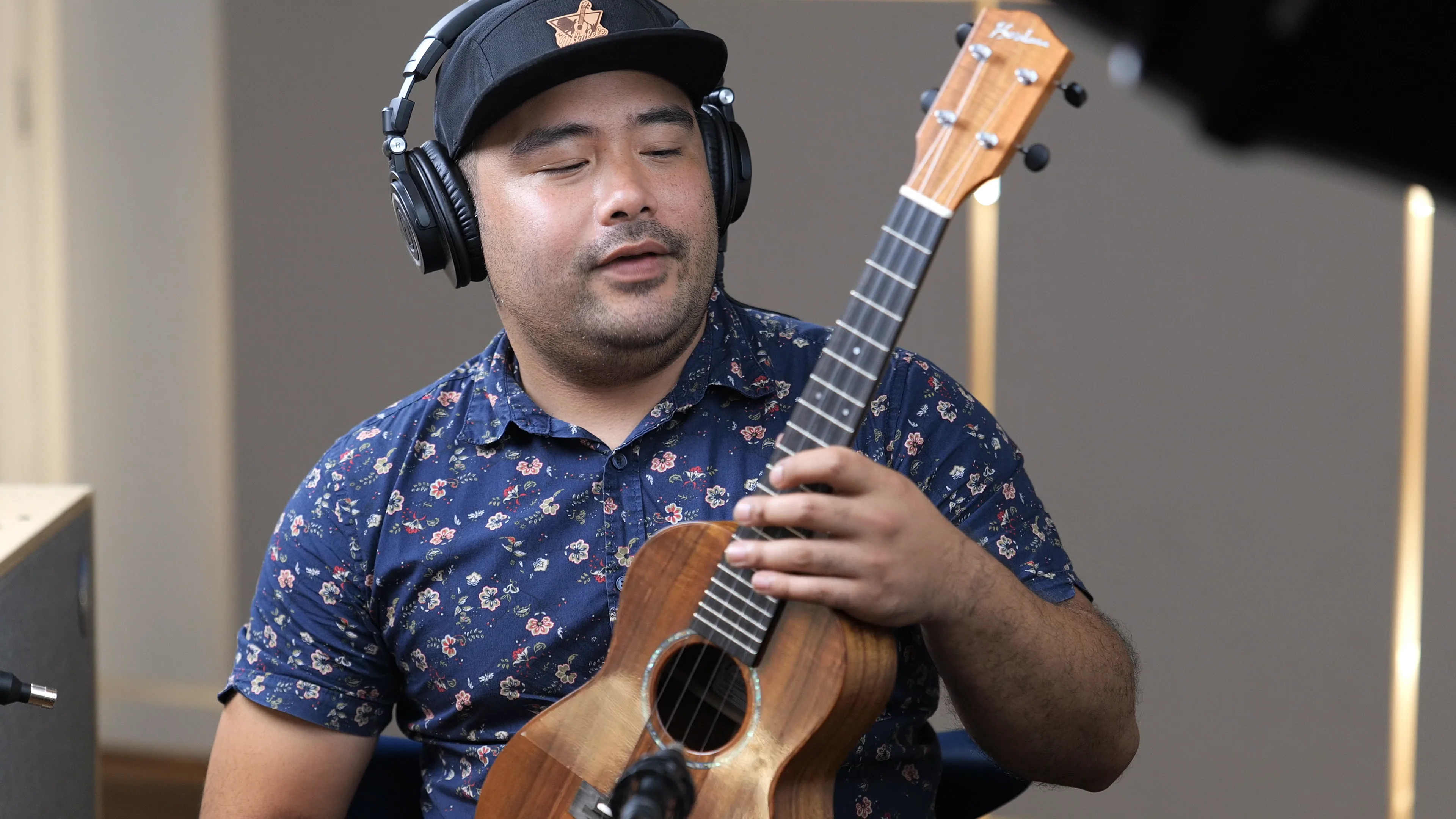 The Ukulele Site | Ko'olau Koa Tenor (T100 2446)