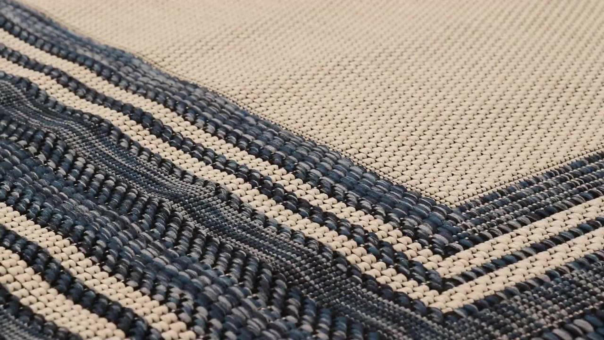 Liora Manne Carmel Multi Border Indoor/Outdoor Rug Contemporary