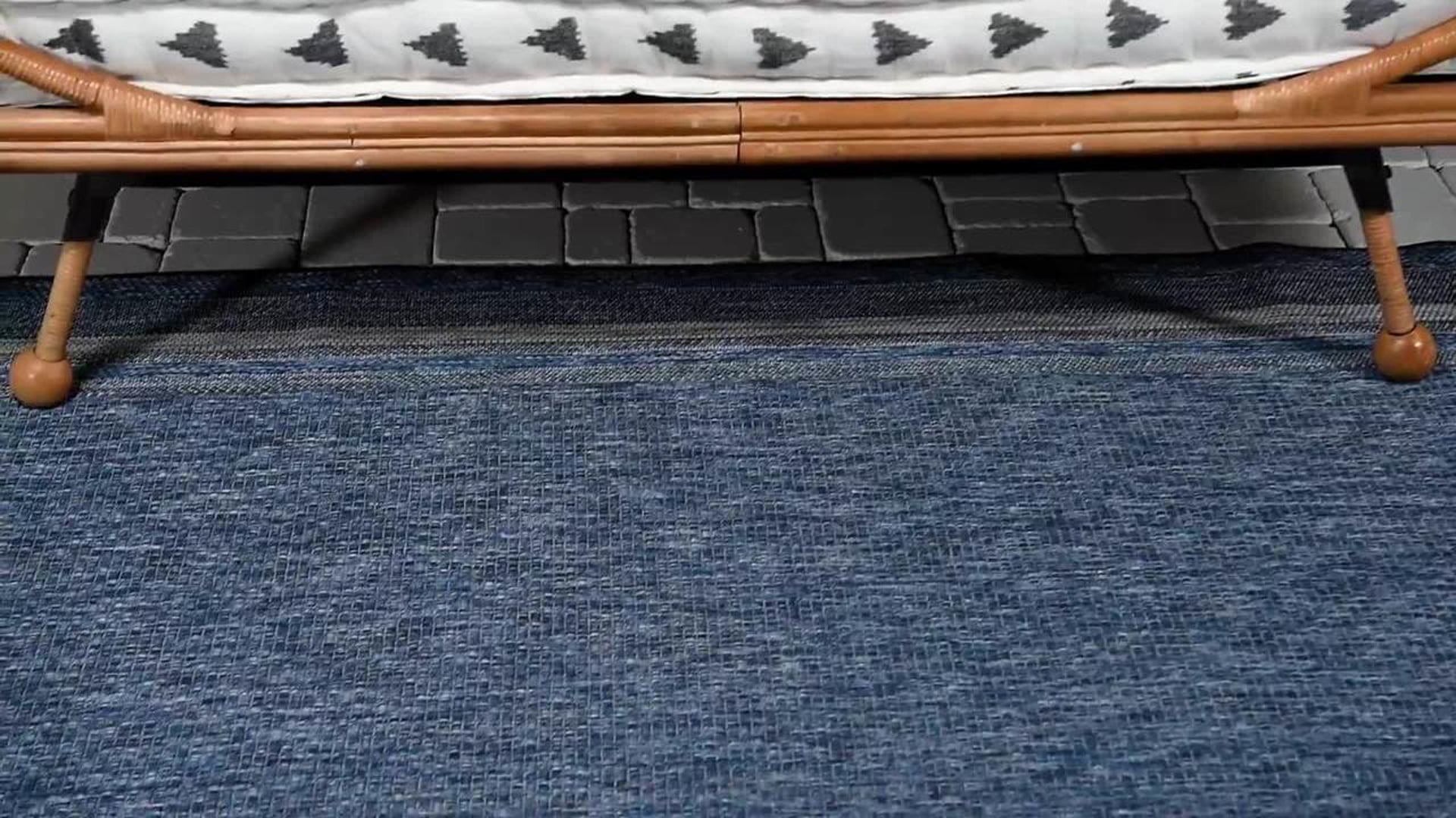Unique Loom Blue Soft Border Outdoor 5' 0 x 8' 0 Area Rug