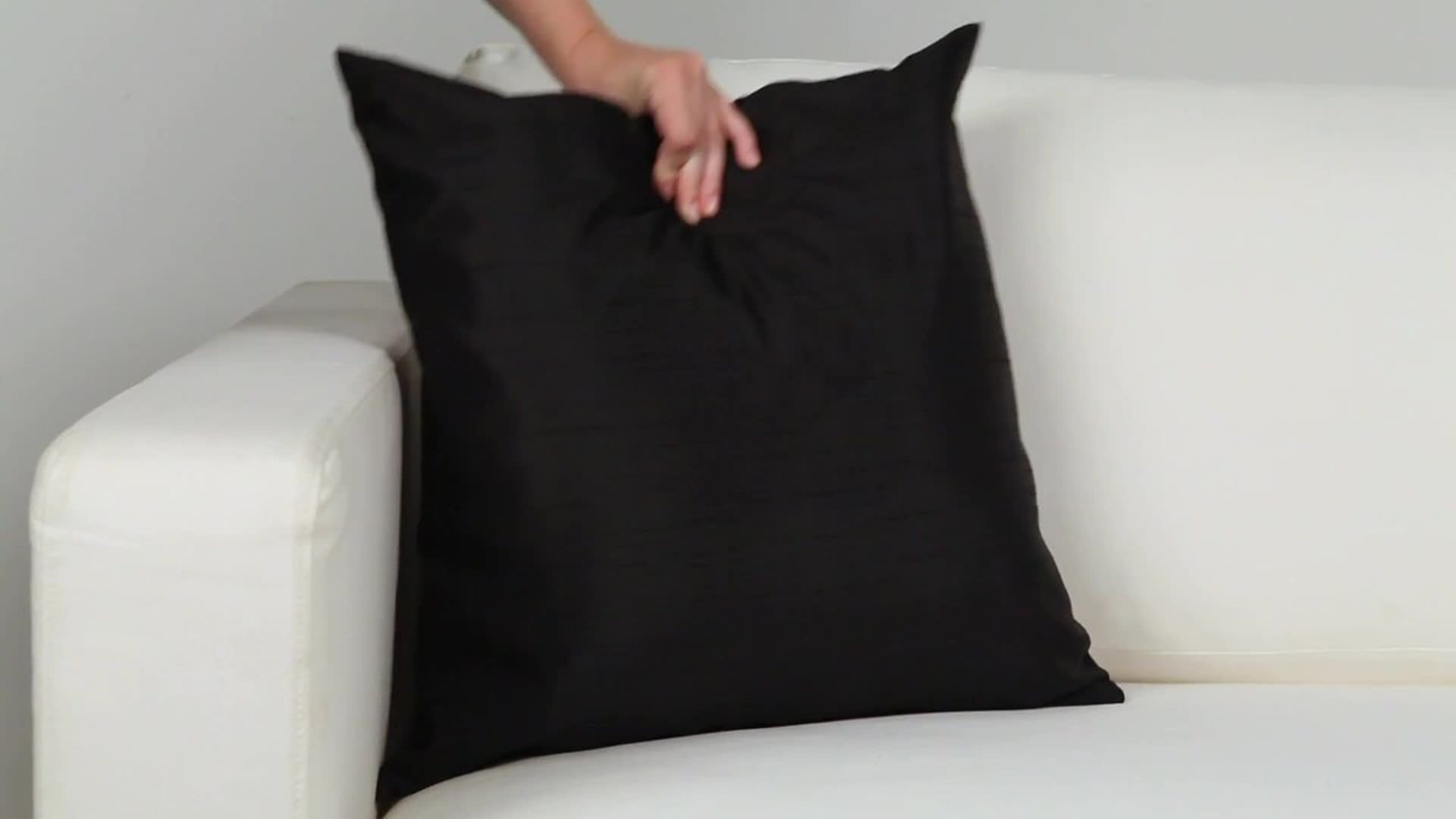 Solid Pleated Pillow Cover 22x22x0.25