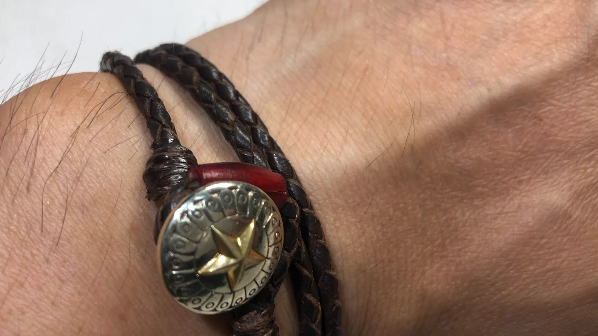 LEATHER CONCHO BRACELET(3重巻レザーコンチョブレスレット)｜ COLOR