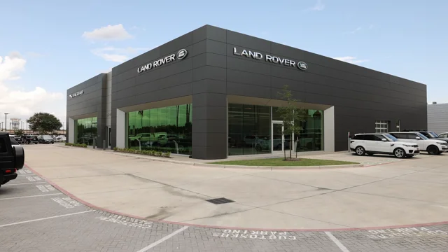 Land Rover Dealer