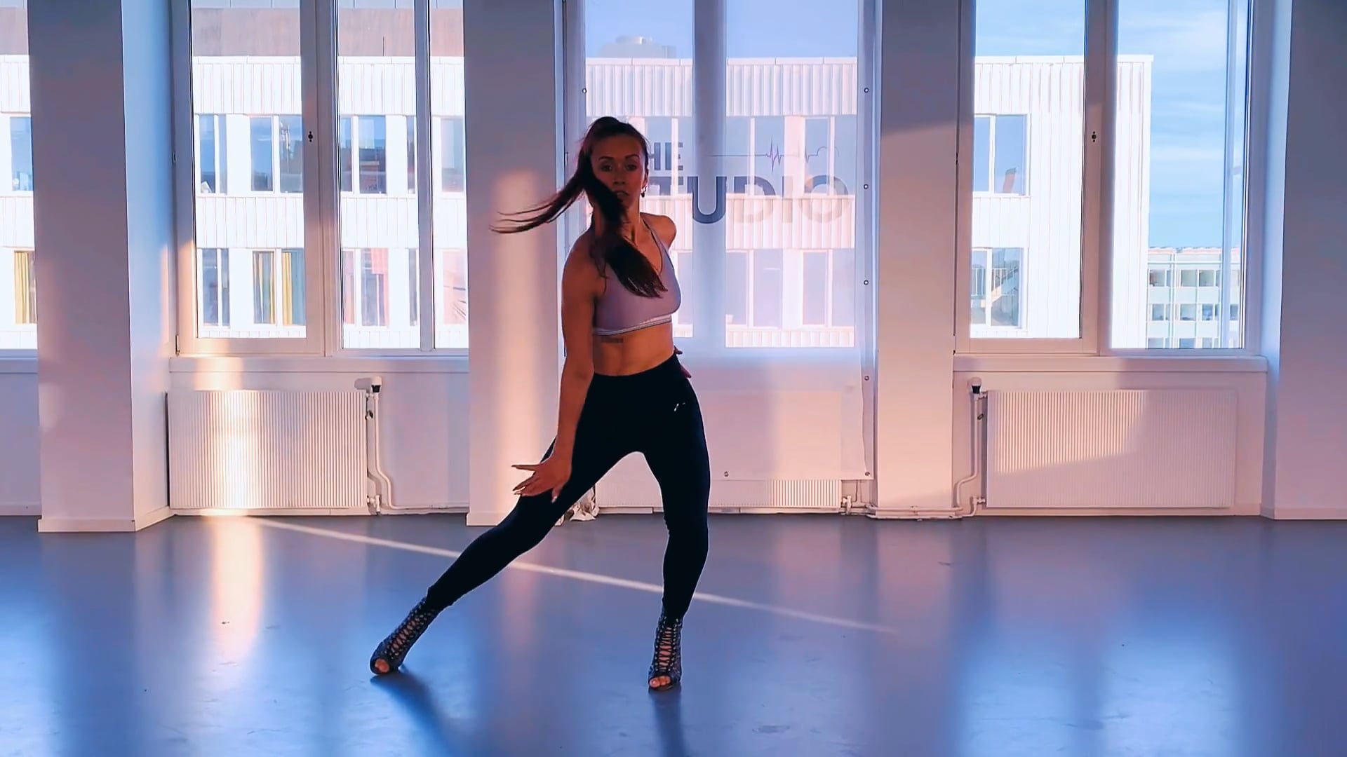 Nathalie K. Choreography - Like it by Amaarae (Heels)