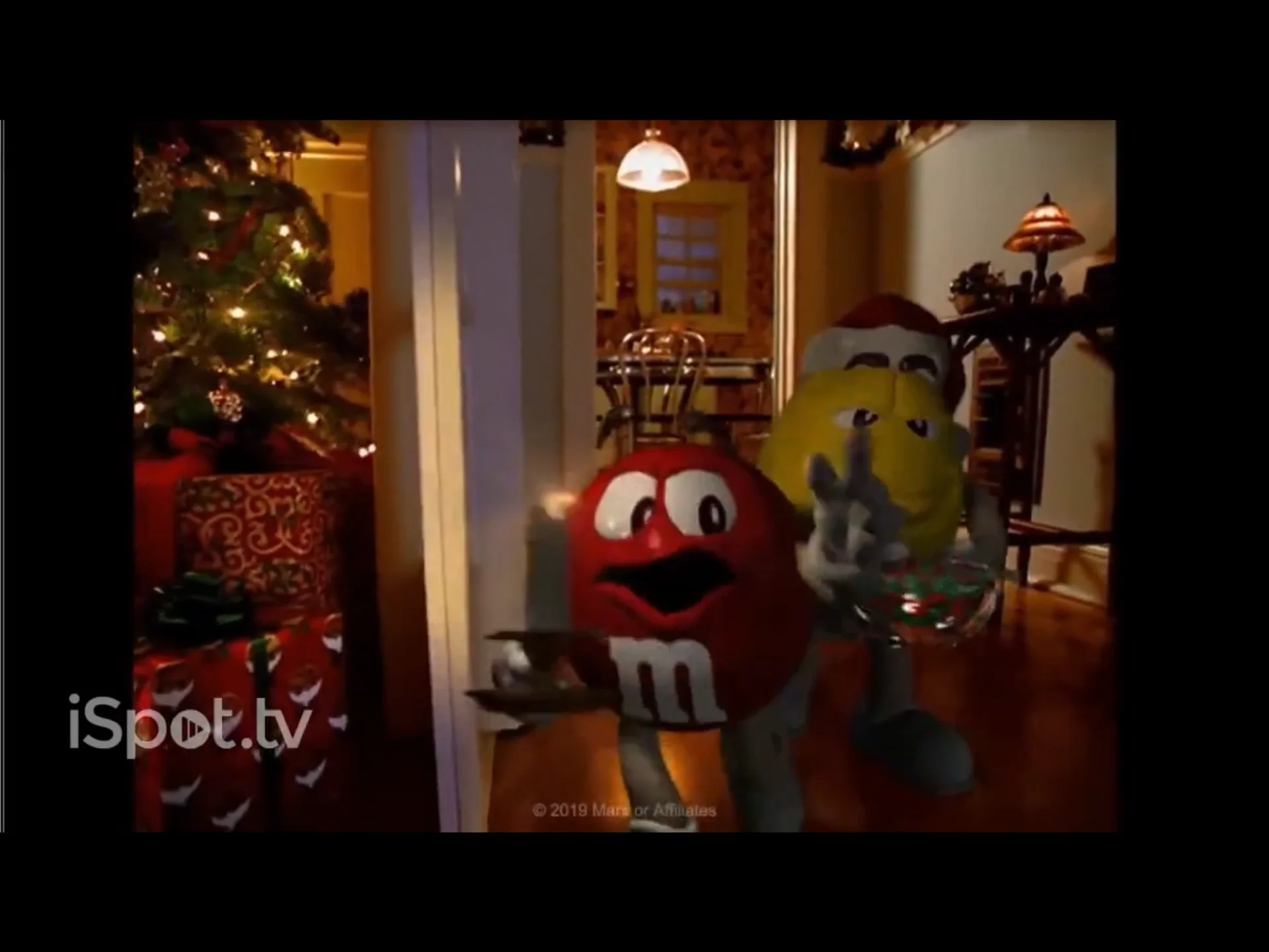 M&Ms Christmas Commercial: THEY DO EXIST! 